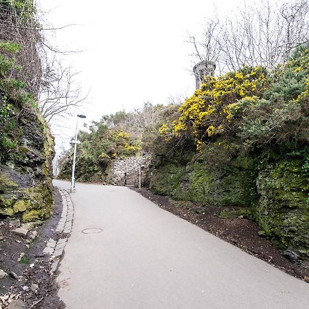 The Rock House - Terrace Apartment - In Heart Of The City エディンバラ エクステリア 写真